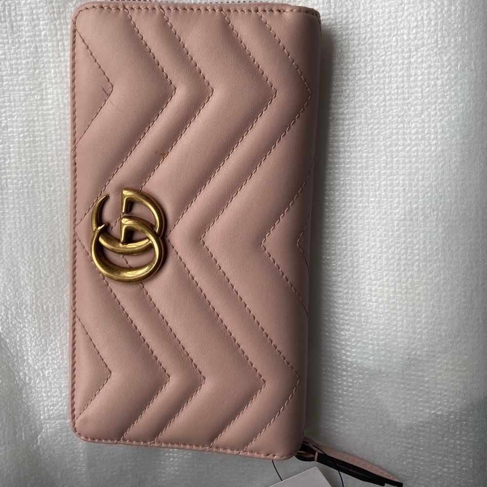 ‼️‼️SOLD‼️‼️ GG Marmont Wallet